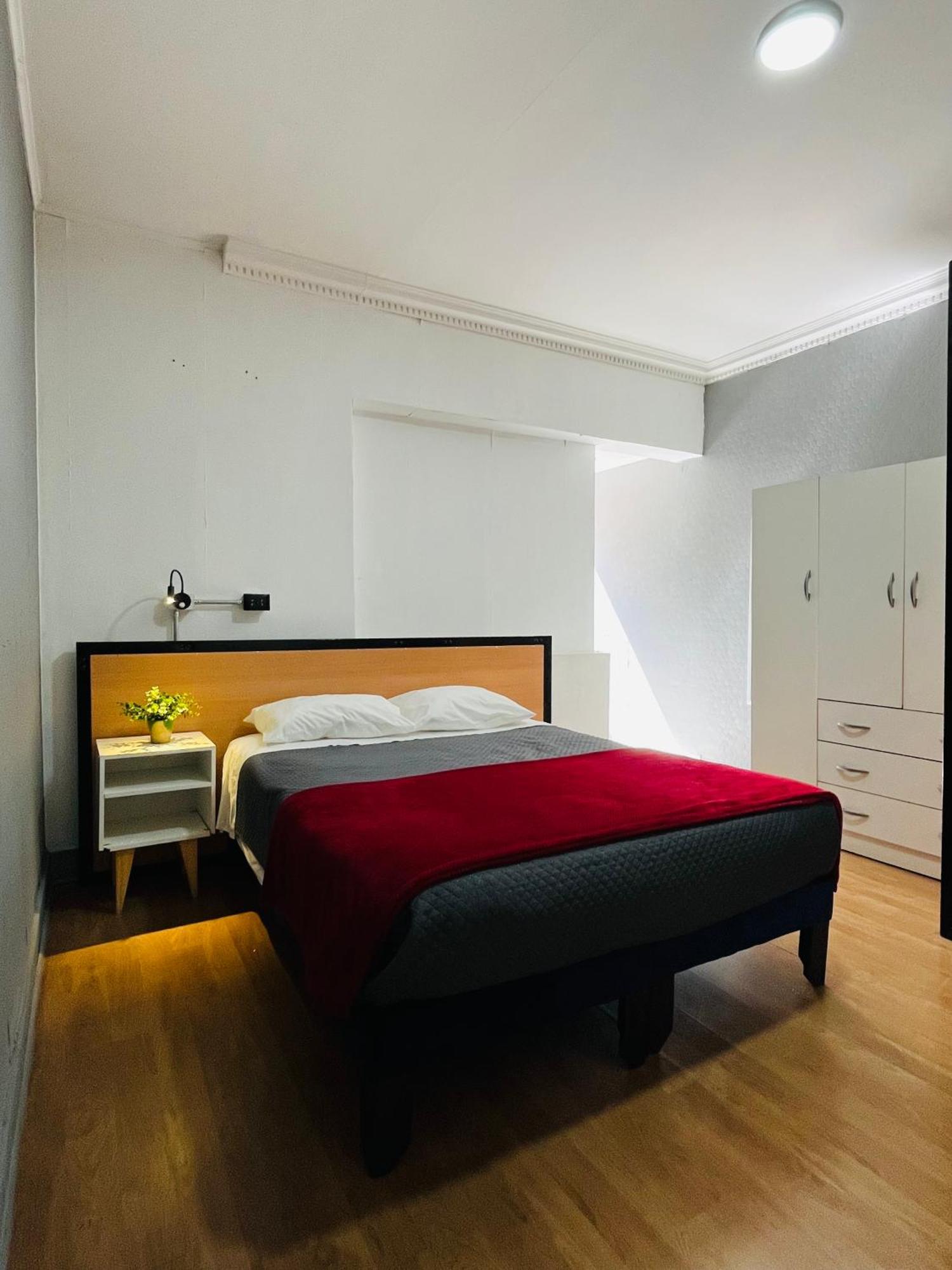 Enjoy Hostel Santiago Dış mekan fotoğraf